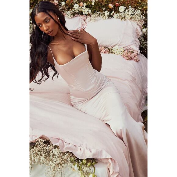 House of CB | BLUE | Olivette Satin Corset Maxi Dress - Picture 2 of 8